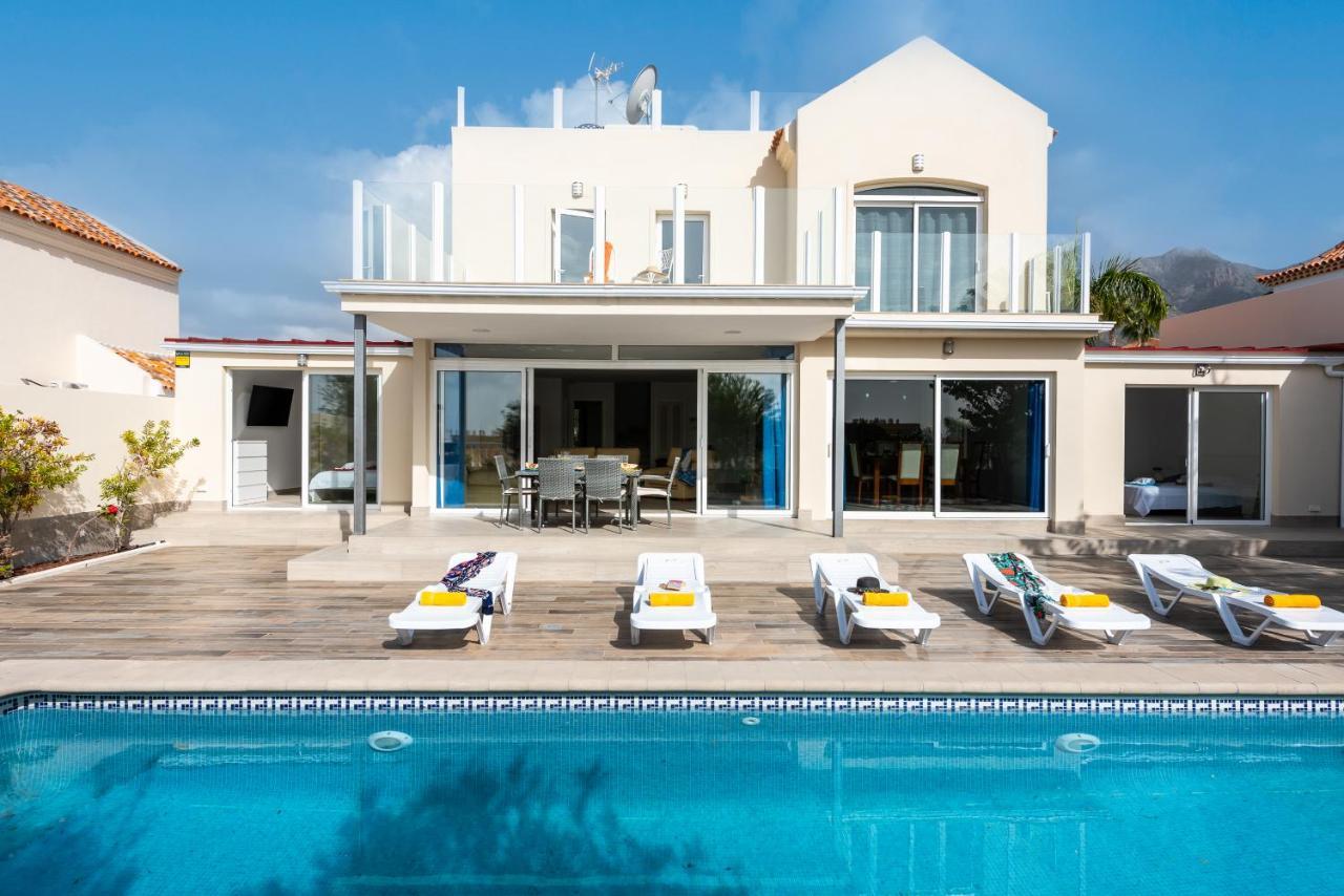 אדחה Amazing Villa Medina, Bbq מראה חיצוני תמונה